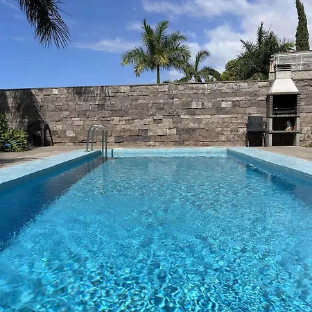 Villa 5-bedroom In Playa Del Duque *