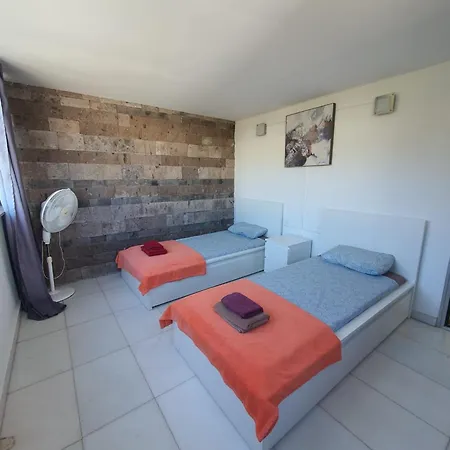 5-bedroom In Playa Del Duque 别墅 阿德耶