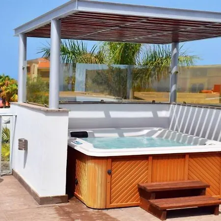 5-bedroom In Playa Del Duque Villa *